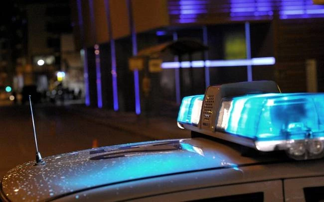 Επίθεση κουκουλοφόρων σε εκδήλωση για το Σκοπιανό στον Υμηττό – Ανθελληνικό μανιφέστο